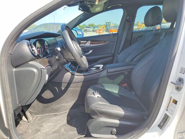2019 MERCEDES-BENZ E E300