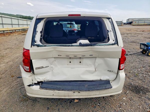 2013 DODGE GRAND CARAVAN SE