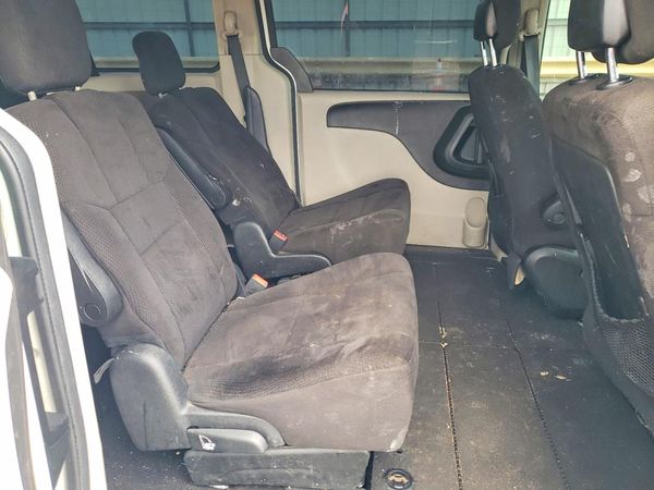 2013 DODGE GRAND CARAVAN SE