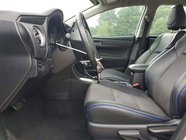 2019 TOYOTA COROLLA