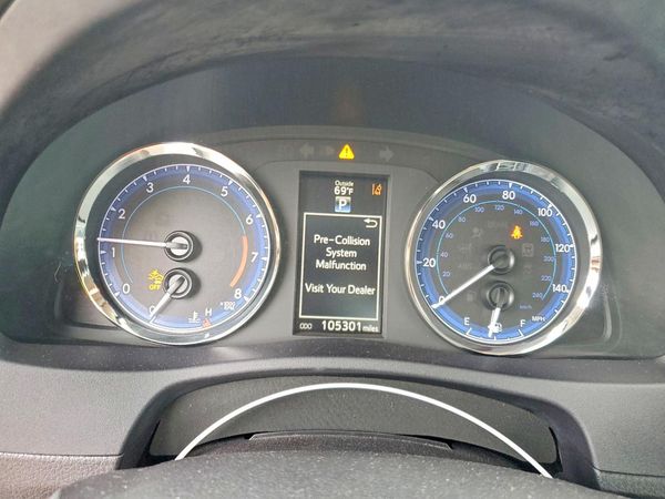 2019 TOYOTA COROLLA