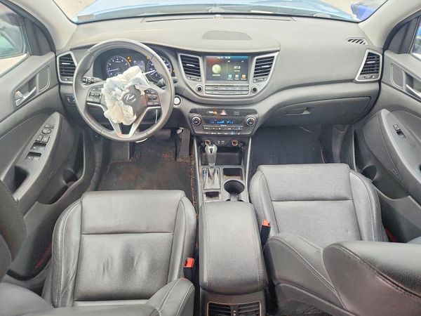 2017 HYUNDAI TUCSON
