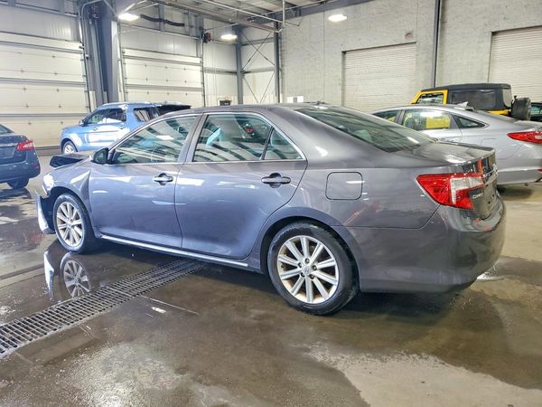 2013 TOYOTA CAMRY