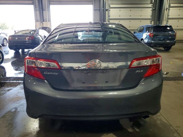 2013 TOYOTA CAMRY