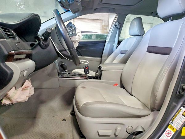 2013 TOYOTA CAMRY