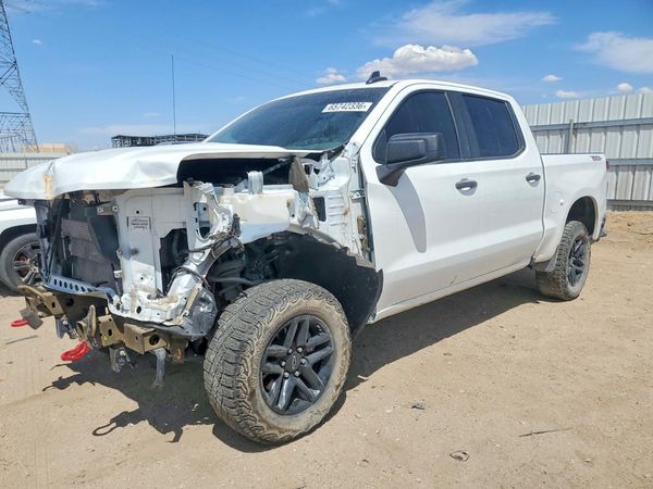 2021 CHEVROLET SILVERADO Trail Boss Custom — Front 3/4