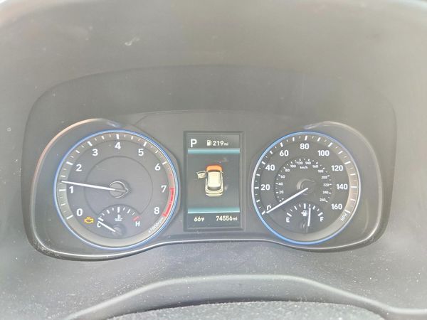 2021 HYUNDAI KONA SE