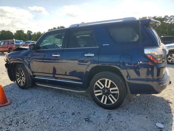 2020 TOYOTA 4RUNNER