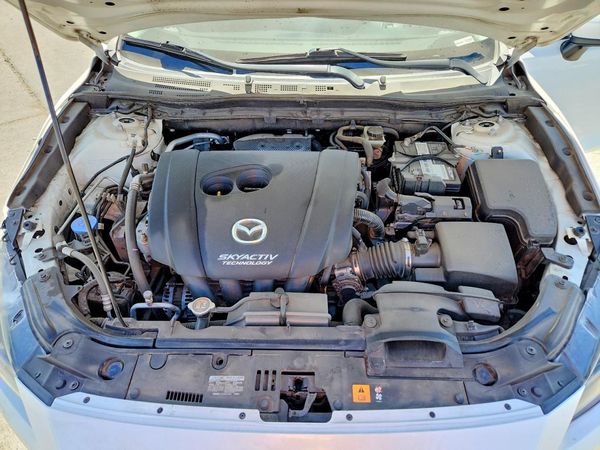 2017 MAZDA 3