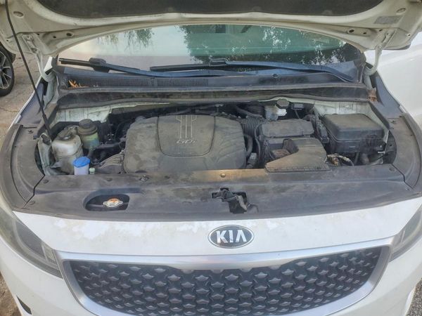 2015 KIA SEDONA GLS - Middle level