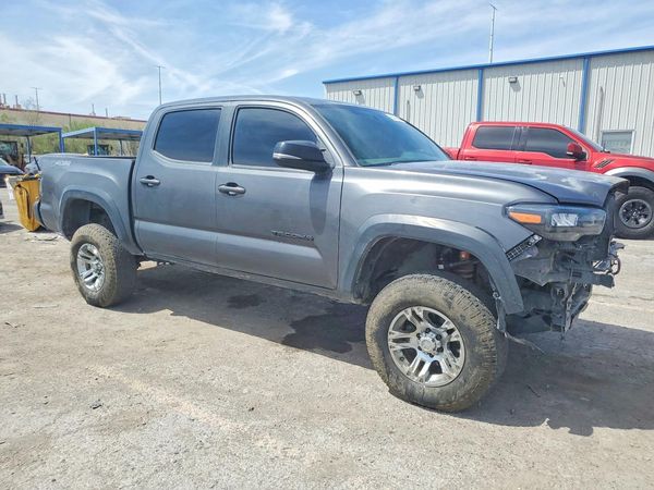 2017 TOYOTA TACOMA