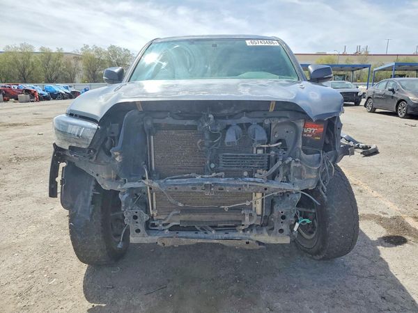 2017 TOYOTA TACOMA