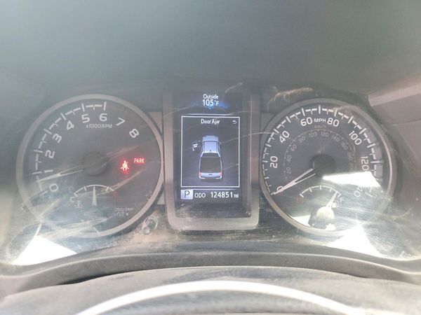 2017 TOYOTA TACOMA