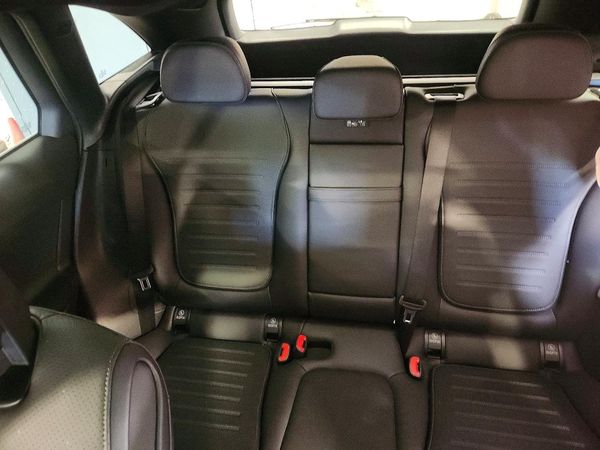 2025 MERCEDES-BENZ GLC-CLASS GLC350e 4MATIC — SUVN