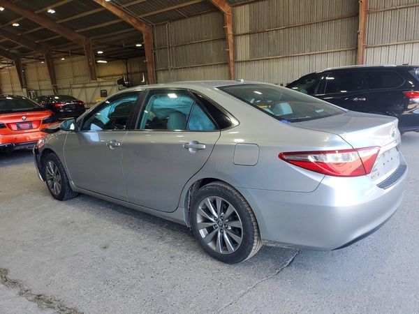 2016 TOYOTA CAMRY