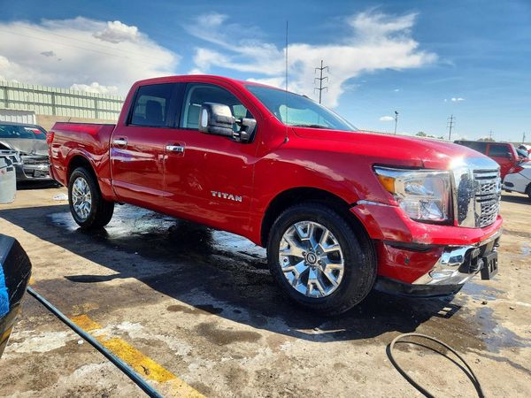 2021 NISSAN TITAN Crew Cab