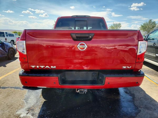 2021 NISSAN TITAN Crew Cab