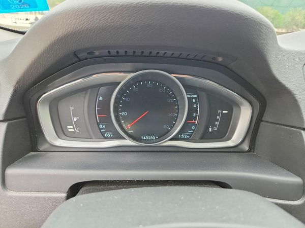2016 VOLVO XC70 SV33 Premier