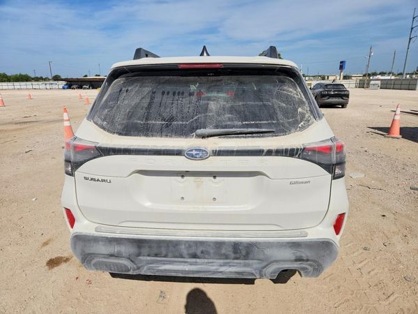 2025 SUBARU FORESTER Premium