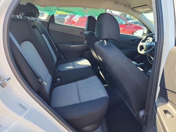 2022 HYUNDAI KONA