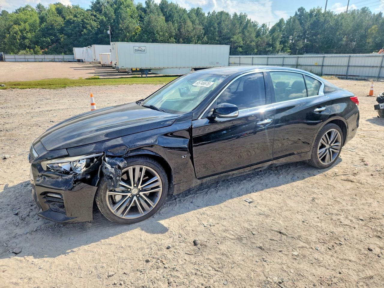 2015 INFINITI Q50