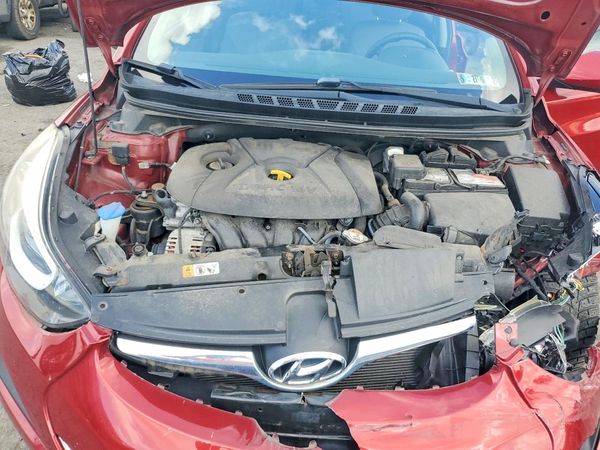 2014 HYUNDAI ELANTRA GLS(Middle)