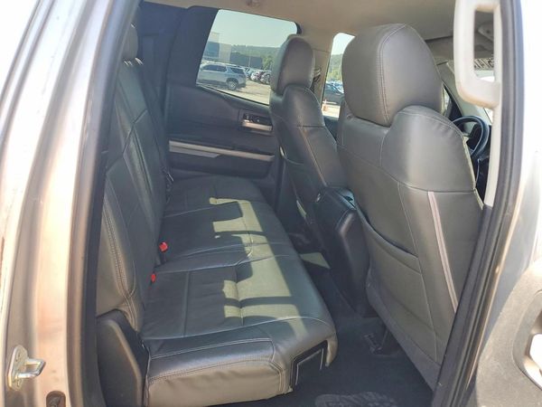 2014 TOYOTA TUNDRA SR5
