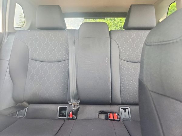 2023 TOYOTA COROLLA CROSS LE
