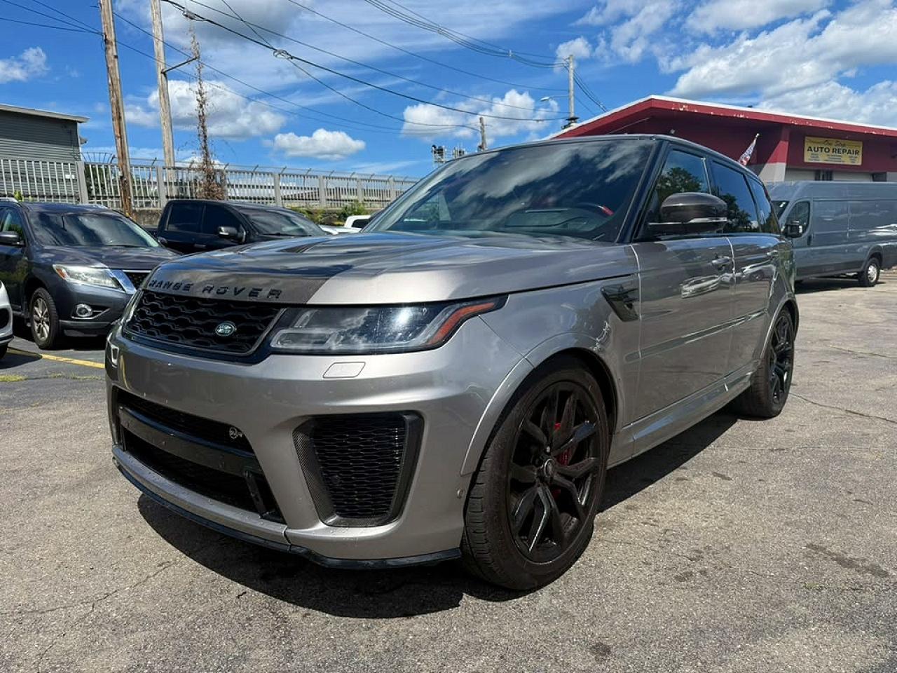 2022 LAND ROVER RANGE ROVER SPORT SVR / SVR Carbon Edition