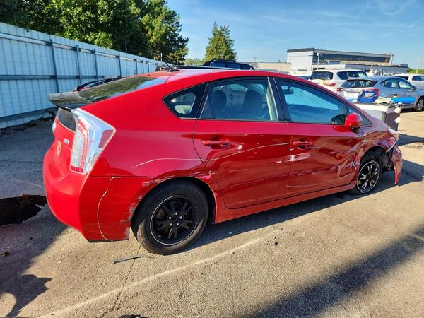 2013 TOYOTA PRIUS
