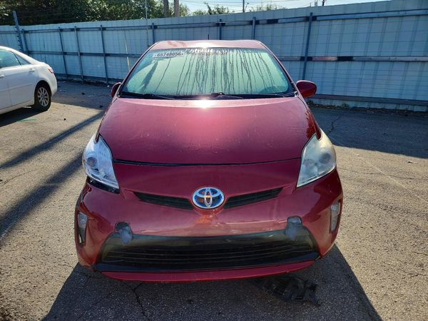 2013 TOYOTA PRIUS