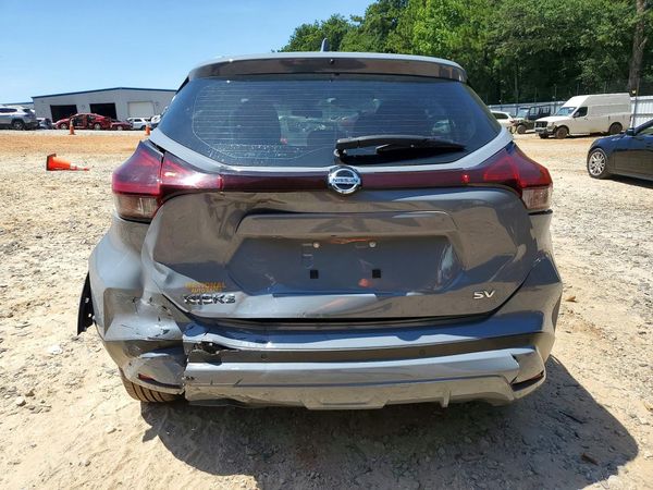 2021 NISSAN KICKS