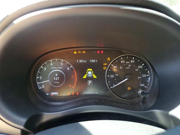 2021 NISSAN KICKS