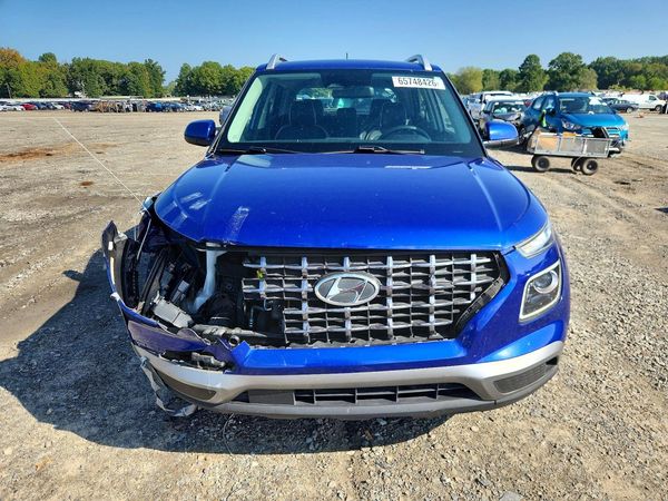 2023 HYUNDAI VENUE SEL, Limited