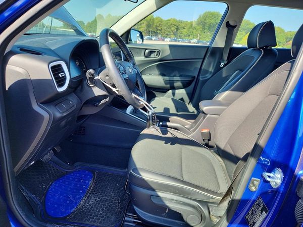 2023 HYUNDAI VENUE SEL, Limited