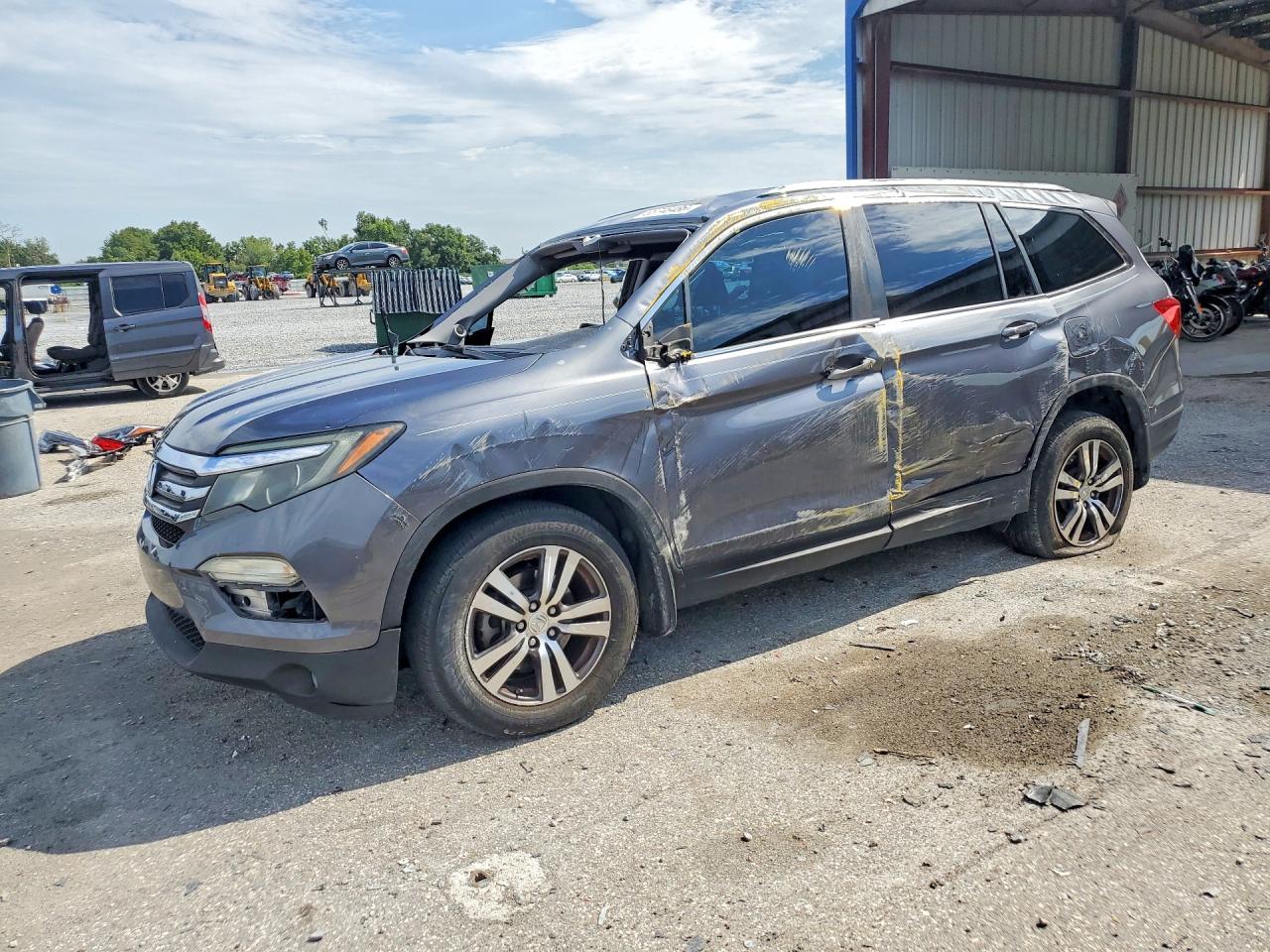 2016 HONDA PILOT EXL-N — Front 3/4