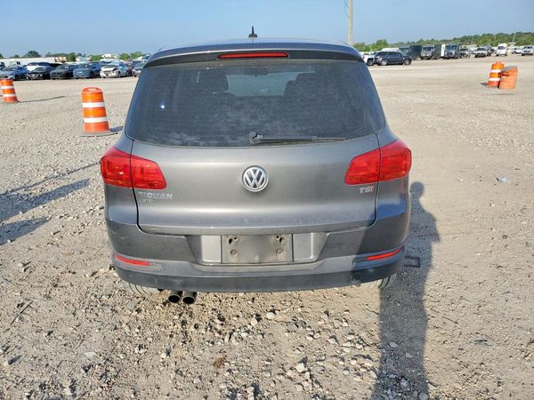 2017 VOLKSWAGEN TIGUAN S, Limited