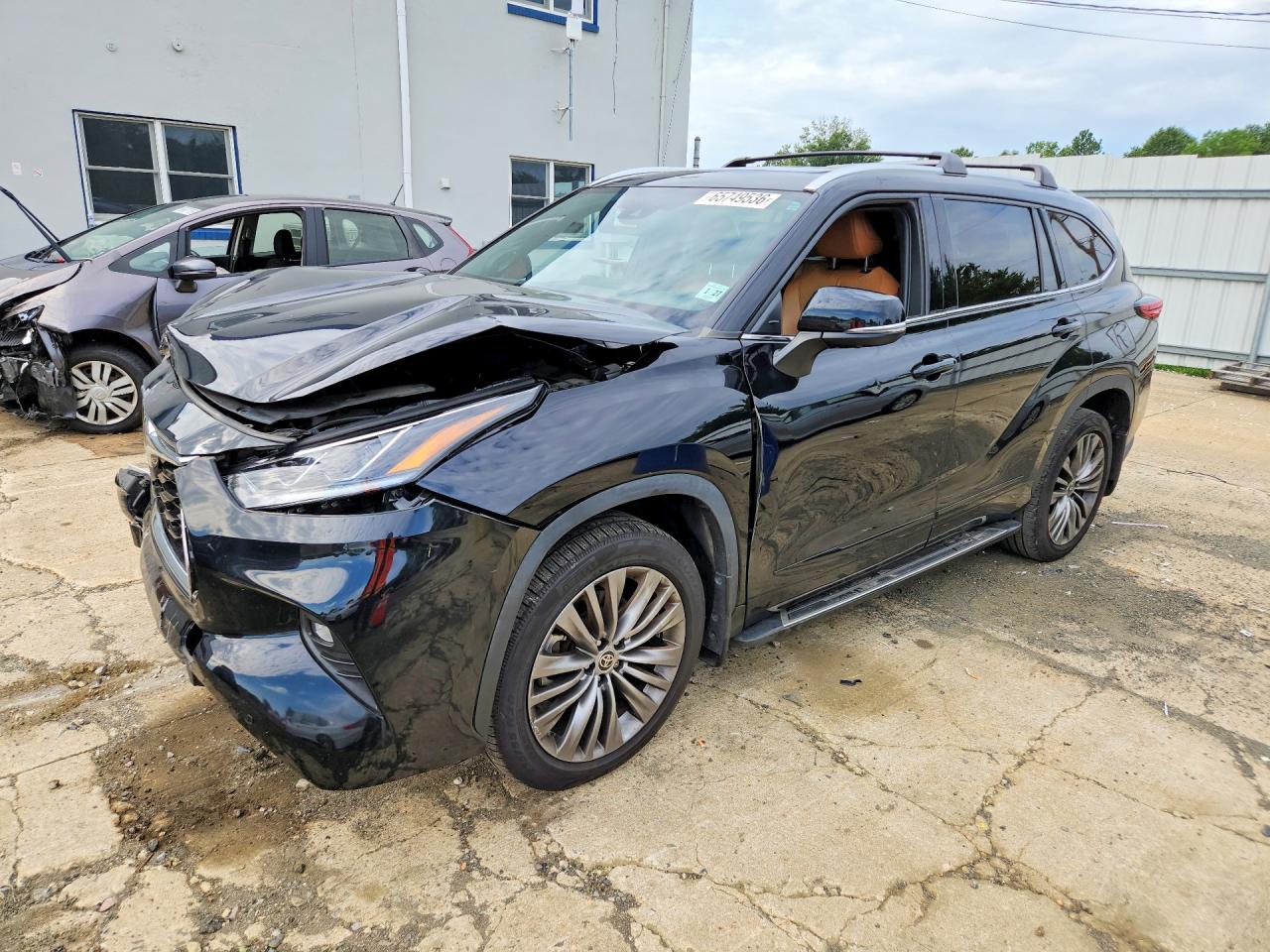 2022 TOYOTA HIGHLANDER