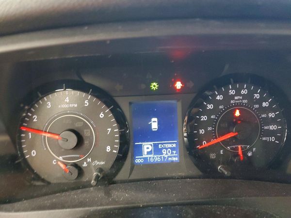 2015 TOYOTA SIENNA