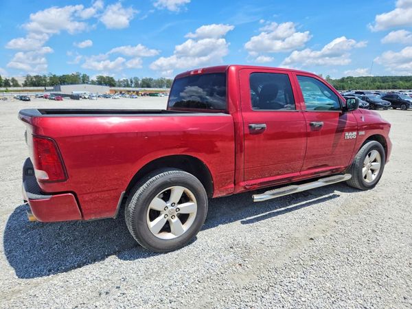 2013 RAM 1500 ST CREW CAB 4X2