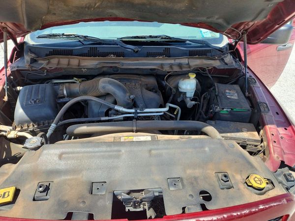 2013 RAM 1500 ST CREW CAB 4X2
