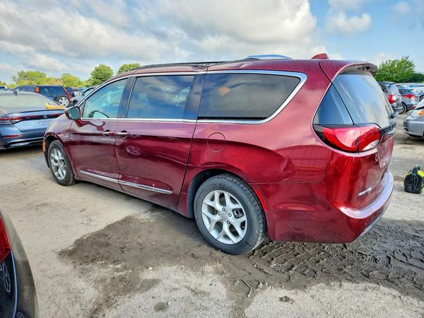 2017 CHRYSLER PACIFICA Touring L Plus