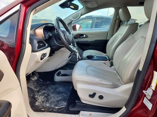 2017 CHRYSLER PACIFICA Touring L Plus