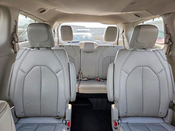 2017 CHRYSLER PACIFICA Touring L Plus