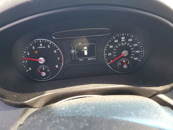 2017 KIA SORENTO L, LX
