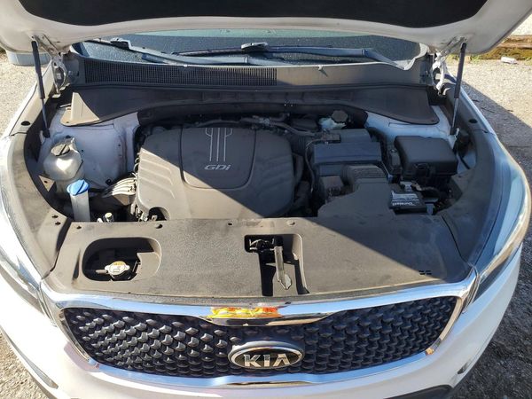 2017 KIA SORENTO L, LX