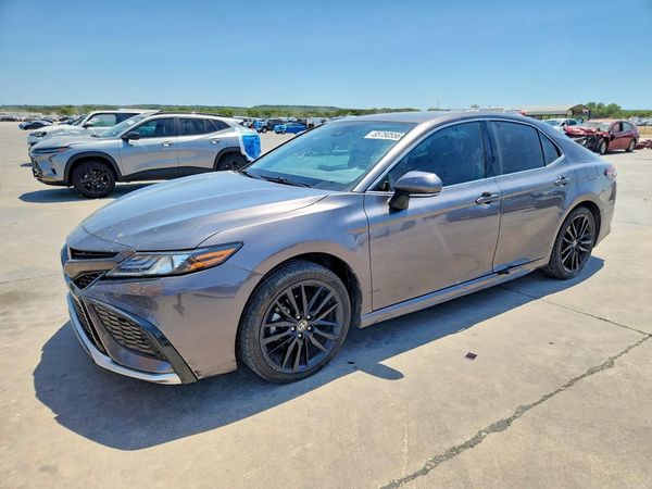 2023 TOYOTA CAMRY