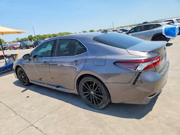 2023 TOYOTA CAMRY