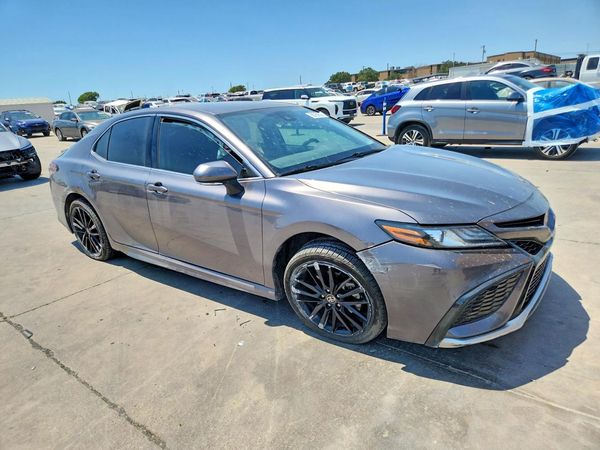 2023 TOYOTA CAMRY