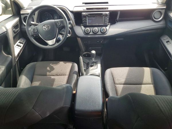 2017 TOYOTA RAV4 LE — CKPT